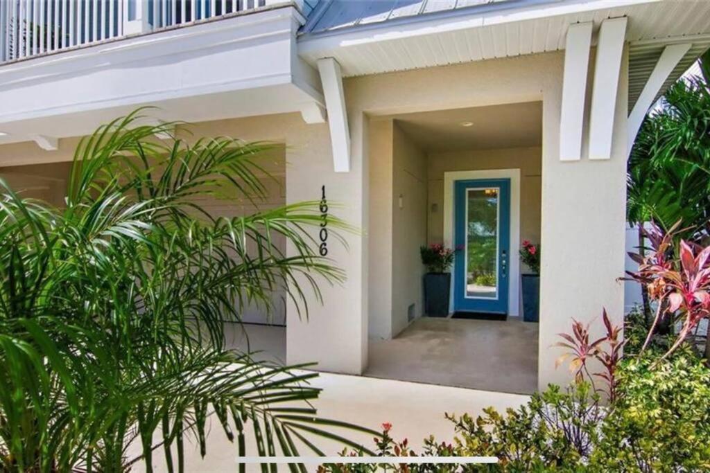 Luxurious Modern Townhouse Right Across Beach!! Table Tennis เซนต์พีทบีช ภายนอก รูปภาพ